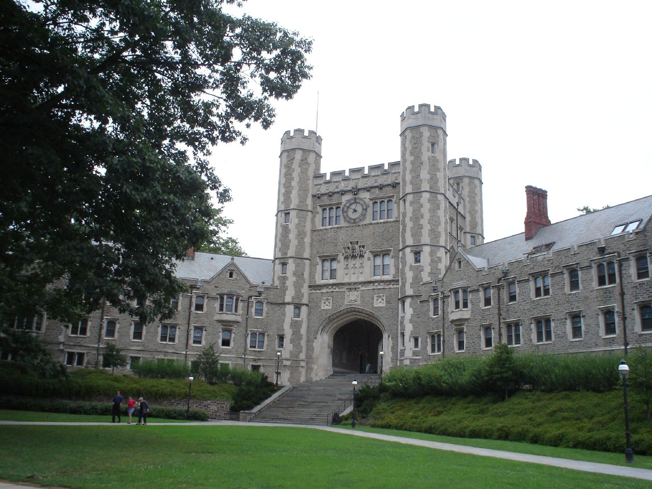 Universidade de Princeton: TOP 6 nos EUA 2