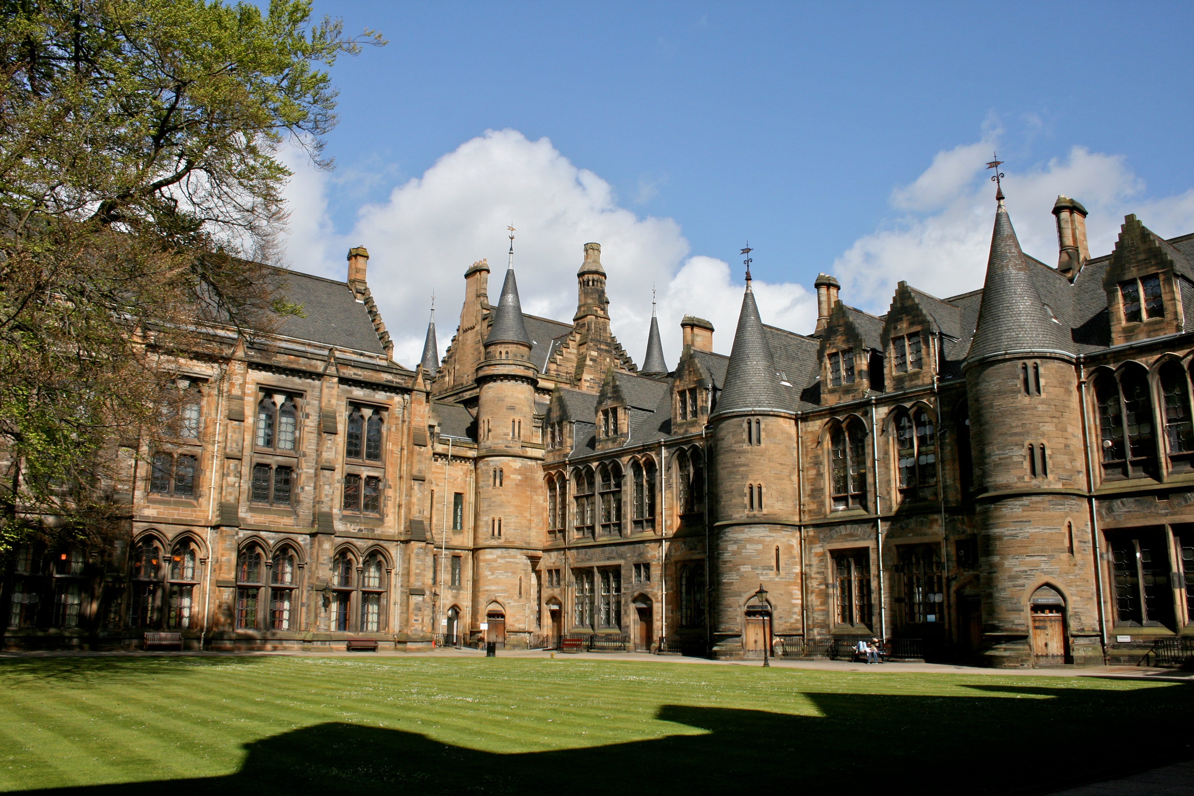 A-Glasgow-University-é-uma-das-universidades-mais-bonitas-do-Reino-Unido