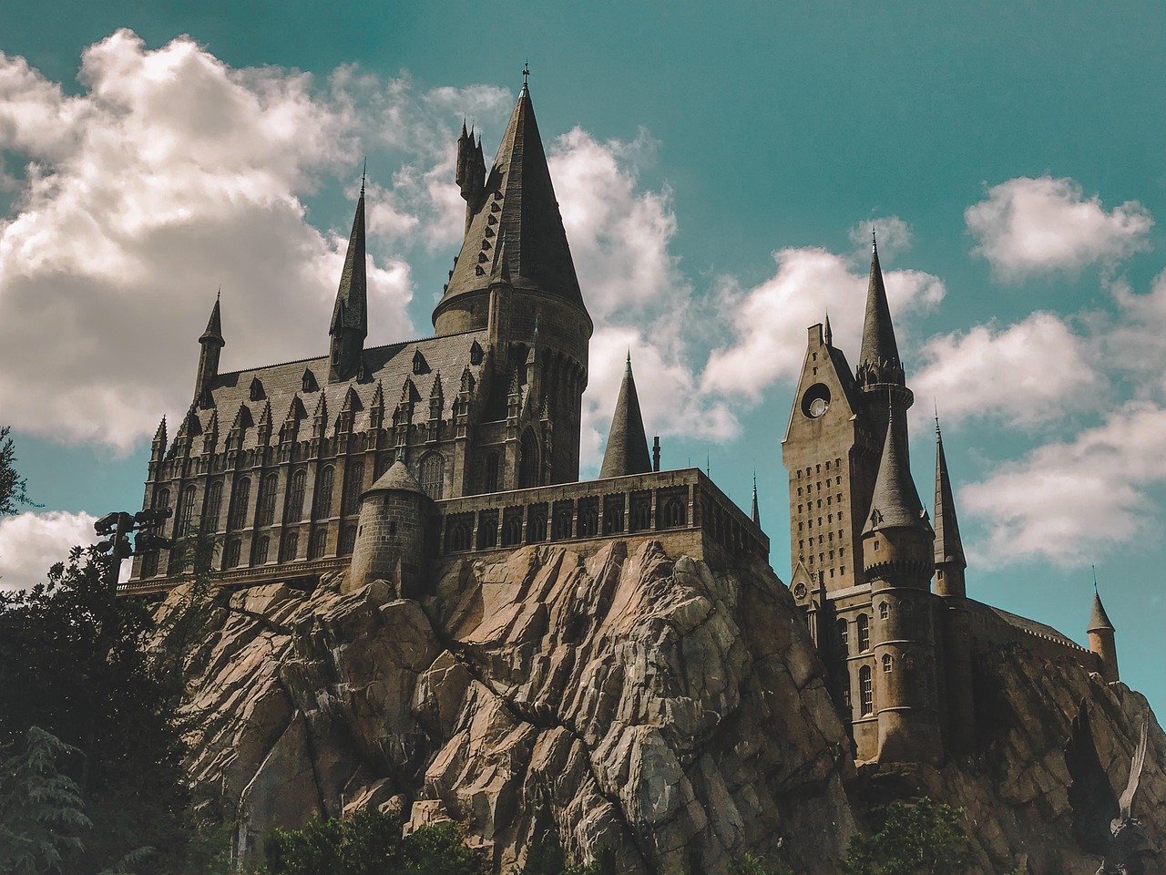 Escolha um personagem de Harry Potter e diremos onde você deveria estudar